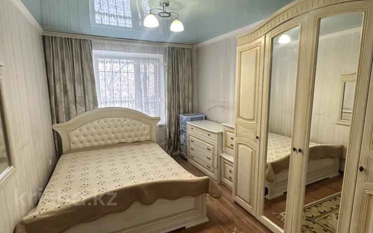 2-комнатная квартира · 53 м² · 1/5 этаж, мкр Юго-Восток, Мкр Орбита 21 за 19.5 млн 〒 в Караганде, Казыбек би р-н — фото 2