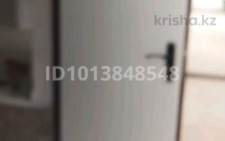 Офисы, магазины и бутики, салоны красоты · 43 м² за 200 000 ₸ в Актобе, Старый город — фото 2