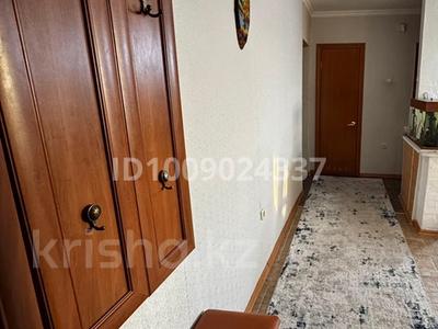 3-бөлмелі пәтер · 63.3 м² · 9/9 қабат, мкр Юго-Восток, Республика даңғылы 4 — Муканова мен Республика қиылысы, бағасы: 22 млн ₸ в Караганде, Казыбек би р-н