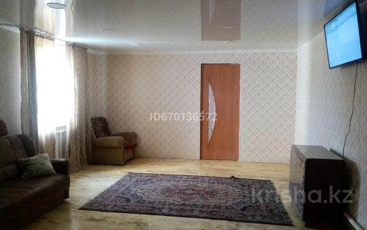Отдельный дом • 2 комнаты • 79.5 м² • 4.5 сот., Целинная 61 — Геринга за 12 млн 〒 в Павлодаре — фото 3