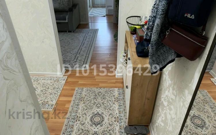 3-бөлмелі пәтер · 56 м² · 2/4 қабат, 2 мик-он, бағасы: 25 млн ₸ в Конаеве — фото 2