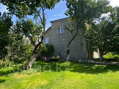 Жер үй мен саяжайлар в Алматы: Жеке үй · 6 бөлме · 230 м², Городская, бағасы: 800 000 〒 Жеке үй · 6 бөлме · 230 м², Городская, бағасы: 800 000 〒 в Алматы, Медеуский р-н