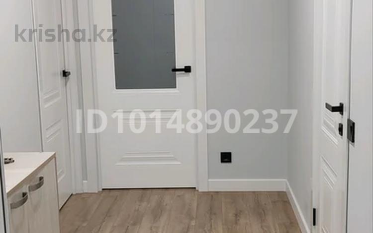 1-бөлмелі пәтер · 44.9 м² · 10/10 қабат, Үркер, Әзілхан Нұршайқова 6 — Сығанақ, бағасы: 26.6 млн ₸ в Астане, Нура р-н — фото 2