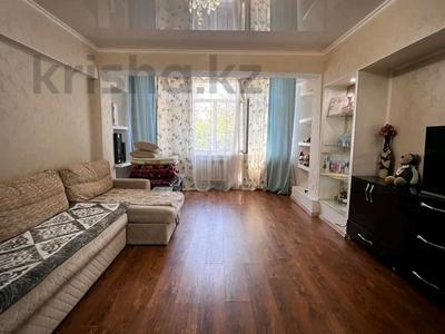 2-комнатная квартира · 80 м² · 2/5 этаж, 4 пер Капал 2В за 25 млн 〒 в Таразе