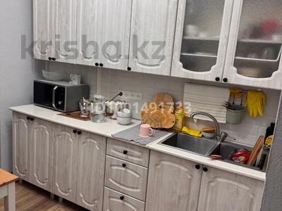 Продажа квартир в Шымкенте: 4-комнатная квартира · 80 м² · 1/5 этаж, мкр Север 47 — Шаяхметова, рядом с 46 школой за 40 млн 〒 4-комнатная квартира · 80 м² · 1/5 этаж, мкр Север 47 — Шаяхметова, рядом с 46 школой за 40 млн 〒 в Шымкенте, Аль-Фарабийский р-н