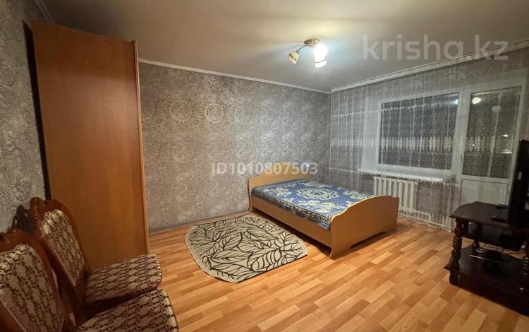 1-комнатная квартира · 40 м² · 8/10 этаж, Казыбек би 32 за 140 000 〒 в Усть-Каменогорске — фото 4
