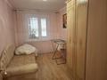 3-бөлмелі пәтер · 63 м², Пр.Абая 113 — 8 и 25 школы, бағасы: 200 000 ₸ в Уральске — фото 2