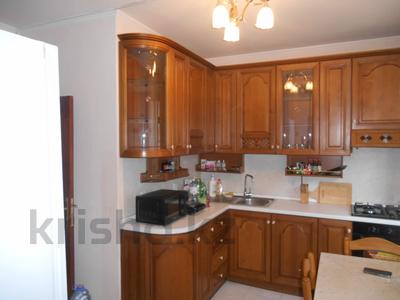 4-комнатная квартира · 130 м² · 3/5 этаж, Тулебаева — Жамбыла за 600 000 ₸ в Алматы, Медеуский р-н