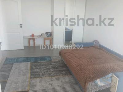 1-комнатная квартира · 47 м² · 9/9 этаж, мкр Жас Канат, Жас Канат 1 31 — Ескендр Хасангалиева за 200 000 〒 в Алматы, Турксибский р-н