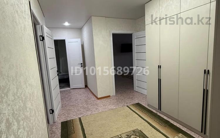 2-бөлмелі пәтер · 64 м² · 4/5 қабат, Юбилейный, бағасы: 30 млн ₸ в Костанае — фото 2