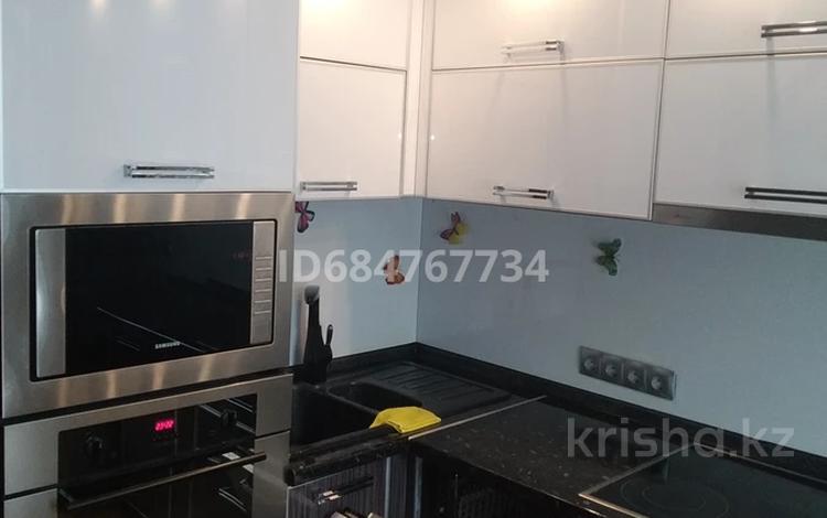 2-комнатная квартира · 53 м² · 3/9 этаж, мкр Юго-Восток, 27й микрорайон 10 — Возле новой,,Корзины за 220 000 ₸ в Караганде, Казыбек би р-н — фото 3