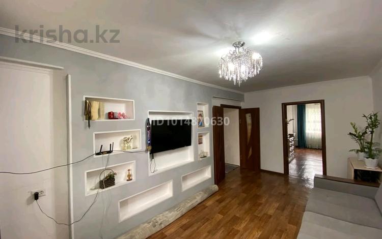 2-комнатная квартира · 43.8 м² · 5/5 этаж, мкр Каратау 13 — Рядом находятся магазин Asmol, аптека и автомойка — всё необходимое в за 11.3 млн ₸ в Таразе — фото 2