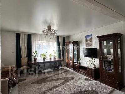 Отдельный дом · 4 комнаты · 110 м² · 8 сот., Дробышева 22/2 — 23 микрорайон за 29 млн 〒 в Усть-Каменогорске, Меновное