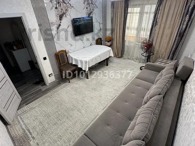 2-комнатная квартира · 50 м² · 9/10 этаж, Майкудук, Мкр Мамыраева 8 за 18.7 млн ₸ в Караганде, Алихана Бокейханова р-н