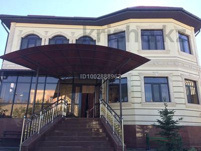 Дача · 6 комнат · 400 м² · 10 сот., Туйте Примкулова 5 — Центр Абая за 200 млн 〒 в Таразе
