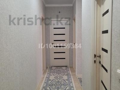 Пәтерлер в Мангистауской обл.: 2-бөлмелі пәтер · 56 м² · 2/5 қабат, 20-й мкр 35, бағасы: 17.5 млн 〒 2-бөлмелі пәтер · 56 м² · 2/5 қабат, 20-й мкр 35, бағасы: 17.5 млн 〒 в Актау