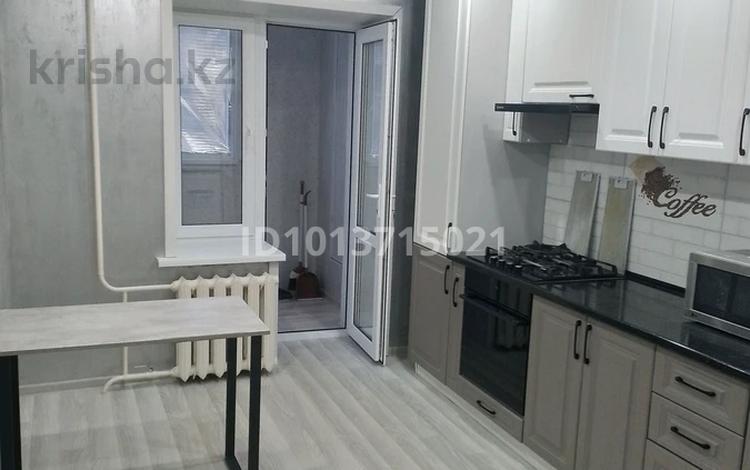 1-комнатная квартира · 43 м² · 7/10 этаж, мкр Женис 8 — Азия молл за 150 000 ₸ в Уральске — фото 2