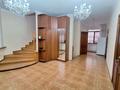 8-комнатный дом помесячно, 650 м², 8 сот., Жандосова за ~ 1.5 млн 〒 в Алматы, Ауэзовский р-н — фото 13