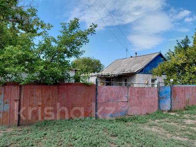 Жеке үй · 4 бөлме · 48.5 м² · 8 жүзд., Целинная 8 — Село Достык, целинная 8, 3 км от село Чернорецкое, бағасы: 2.5 млн ₸