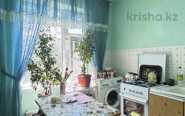 1-бөлмелі пәтер · 31 м² · 4/5 қабат, 9 мкр 10 — Вторая линий Сейфуллина, напротив поликлиники 8мкр, бағасы: 8.4 млн ₸ в Таразе — фото 2