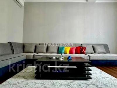 3-комнатная квартира · 68 м² · 1/5 этаж, проспект Абая 30 — Абая-Есенова за 20 000 〒 в 