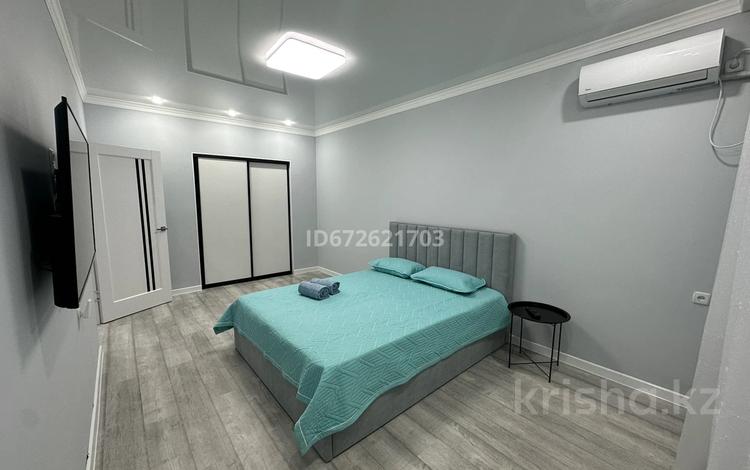 1-комнатная квартира · 42.2 м² · 7/9 этаж, мкр. Алмагуль, Амандосова 42 за 15 000 ₸ в Атырау — фото 38