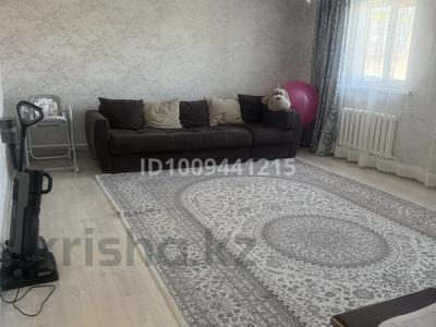 Жеке үй · 4 бөлме · 100 м² · 10 сот., Момышулы 107, бағасы: 23 млн 〒 в Талапкер 