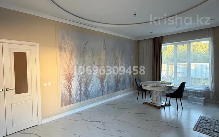 Жеке үй · 4 бөлме · 140 м² · 9.8 жүзд., Самал 1 231, бағасы: 45 млн ₸ в Уральске — фото 20