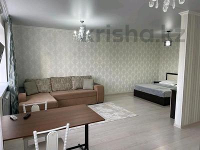 1-комнатная квартира · 48 м² · 5/9 этаж, мкр Нурсая, Таумуш Жумагалиев 15 за 13 000 〒 в Атырау