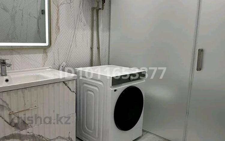 4-бөлмелі пәтер · 125 м² · 4/7 қабат, Мкр. 32В 68, бағасы: 40 млн ₸ в Актау, 18-й мкр  — фото 2