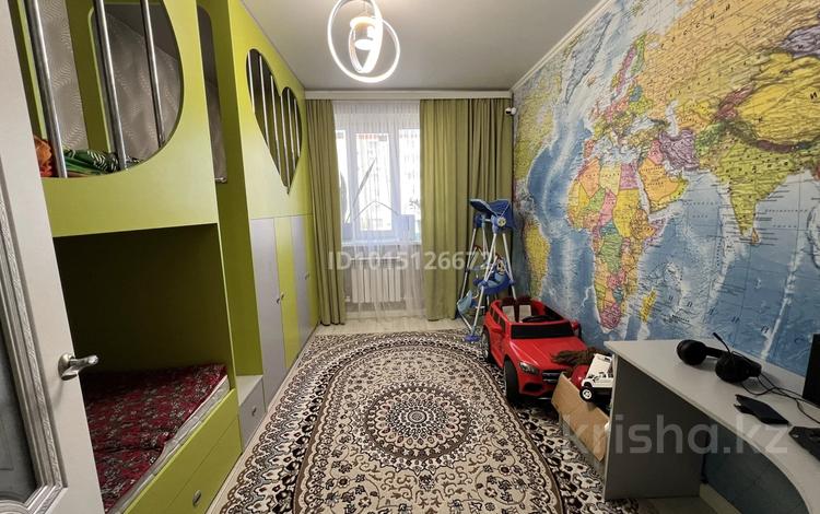 4-комнатная квартира · 100 м² · 2/5 этаж, мкр Болашак 133У за 36 млн ₸ в Актобе — фото 2
