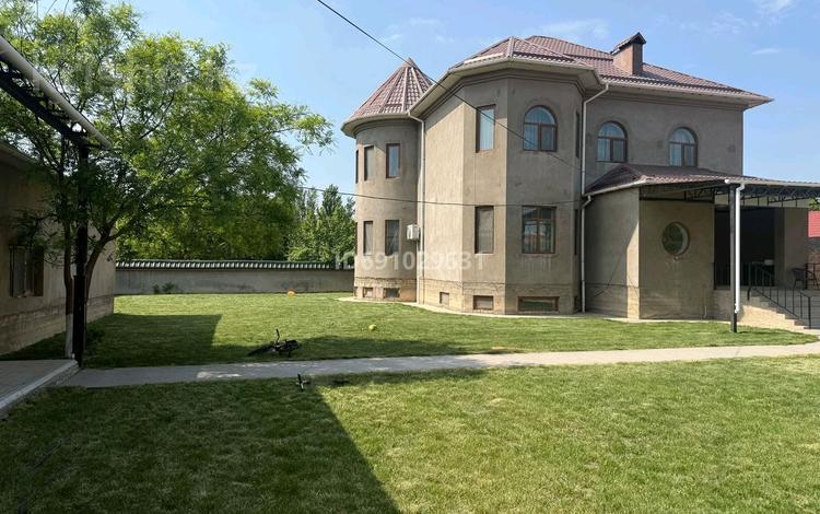 Отдельный дом · 8 комнат · 380 м² · 16 сот., мкр Малый Самал — Утепова за 230 млн 〒 в Шымкенте, Туран р-н — фото 19