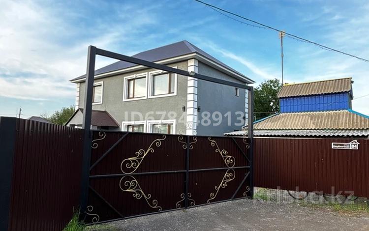 Отдельный дом · 3 комнаты · 170 м² · 6 сот., ул Клубничная 84 — Автомобилист за 25 млн ₸ в Уральске — фото 82