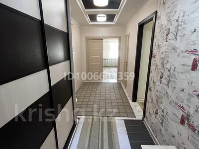 4-комнатная квартира · 100 м² · 1/5 этаж, 15-й мкр 43 за 350 000 〒 в Актау