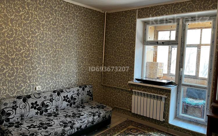 2-комнатная квартира, 43 м², 2/5 этаж помесячно, мкр Айнабулак-3 156 — Школы #129 за 180 000 〒 в Алматы, Жетысуский р-н — фото 2