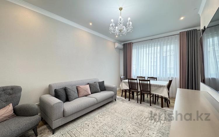 3-бөлмелі пәтер · 82 м² · 8/9 қабат, Керей Жанибек Хандар 15, бағасы: 73 млн ₸ в Астане, Есильский р-н — фото 2