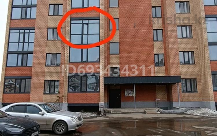 1-комнатная квартира, 39.9 м², 3/9 этаж, мкр Старый Аэропорт 13 за 16.5 млн 〒 в Кокшетау — фото 2