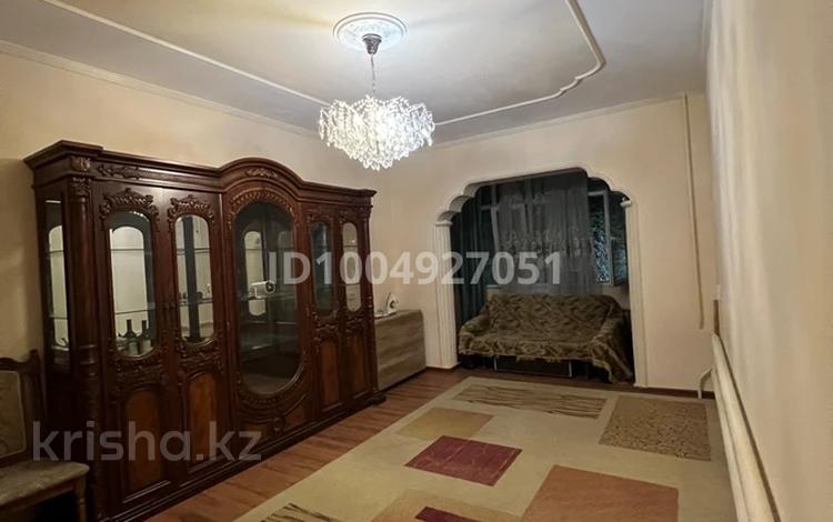 4-бөлмелі пәтер · 72 м², мкр Акбулым, Желтоксан 88 — Возле ДВД парка, бағасы: 235 000 ₸ в Таразе — фото 2