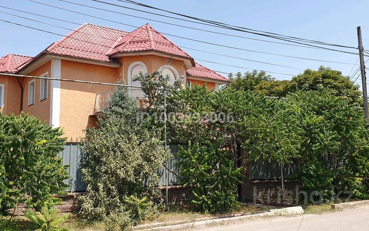 Отдельный дом · 7 комнат · 324 м² · 8.8 сот., мкр Кемел (Первомайское), Акбобек за 135 млн 〒 в Алматы, Жетысуский р-н — фото 4