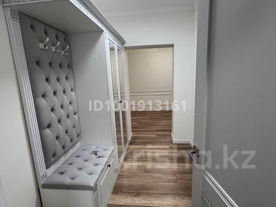 Аренда домов или дач в Атырауской обл.: Отдельный дом · 5 комнат · 140 м², мкр Нурсая за 550 000 〒 Отдельный дом · 5 комнат · 140 м², мкр Нурсая за 550 000 〒 в Атырау