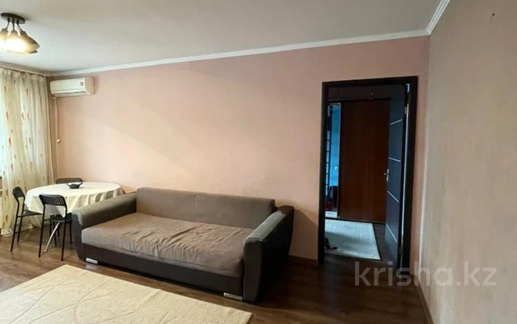 2-комнатная квартира, 45 м², 4/4 этаж, Розыбакиева 190 — Жандосова