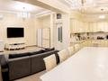 4-комнатная квартира · 137.9 м² · 1/3 этаж, Фурманова 134 за 205 млн ₸ в Алматы, Медеуский р-н