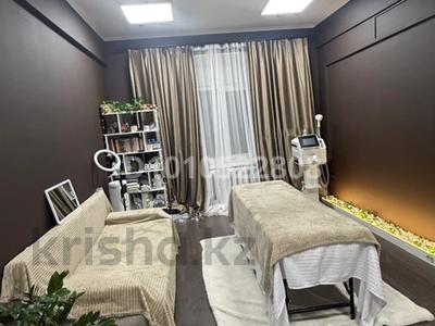 Салоны красоты, кабинеты и рабочие места, студии · 18 м² за 15 000 ₸ в Алматы, Бостандыкский р-н