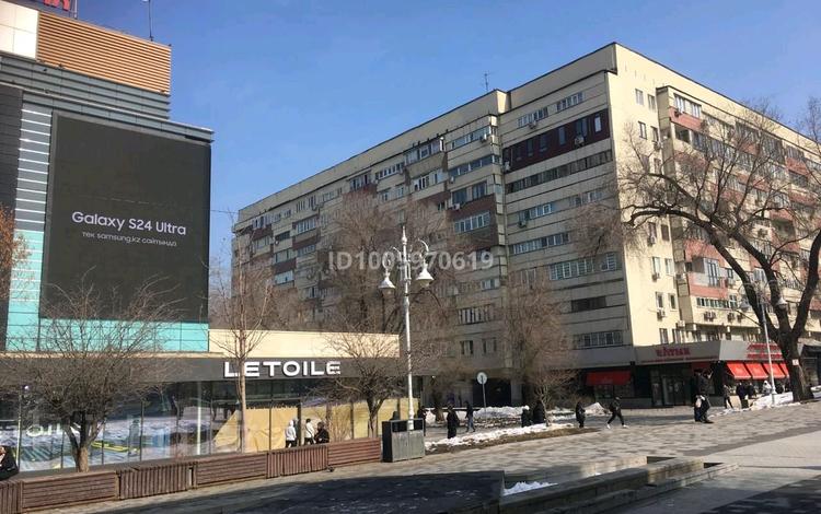 3-бөлмелі пәтер · 75 м² · 3/9 қабат, Жибек жолы 81 — Панфилова, бағасы: 25 000 ₸ в Алматы, Алмалинский р-н — фото 11