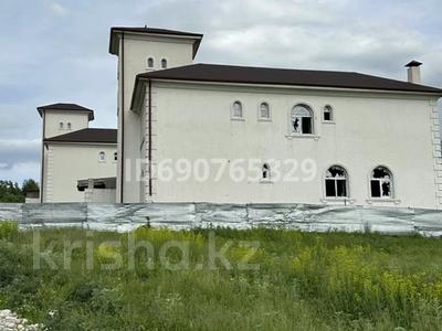 Отдельный дом • 4 комнаты • 1200 м² • 16.64 сот., Талгар Акбулак за ~ 90 млн 〒 в Береке