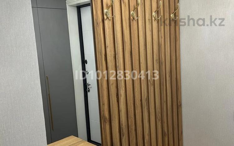 3-бөлмелі пәтер · 90 м² · 7/13 қабат, мкр Нурсат, Назарбекова 36 — Шаяхметов, бағасы: 390 000 ₸ в Шымкенте, Каратауский р-н — фото 2