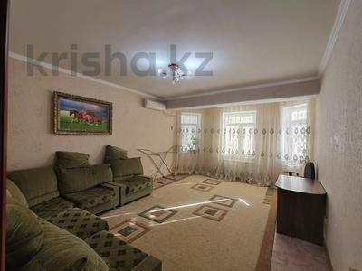 2-комнатная квартира · 63 м² · 8 этаж, 27-й мкр 85 за 15 млн ₸ в Актау