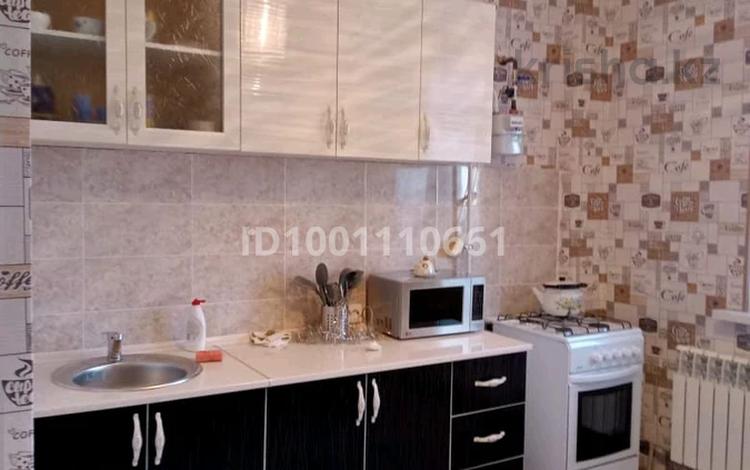2-бөлмелі пәтер · 65 м² · 8/9 қабат, мкр Туран-2 45А, бағасы: 150 000 ₸ в Шымкенте, Каратауский р-н — фото 3