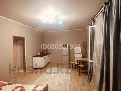 2-бөлмелі пәтер · 50 м² · 3/3 қабат, Мкр. Гульдер 1160 — Ольга ул. Аубакирова, бағасы: 16 000 ₸ в 