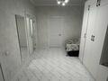 2-комнатная квартира · 64.4 м² · 7/16 этаж, мкр Юго-Восток, проспект Шахтеров 46/1 за 39.5 млн ₸ в Караганде, Казыбек би р-н — фото 10